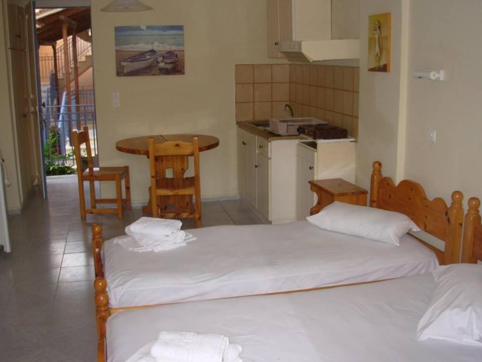 Louisa Studios Poros  Ngoại thất bức ảnh